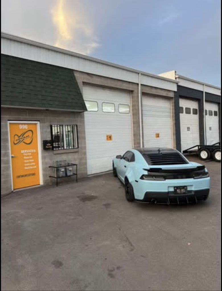 1000 Sqf Shop Space - Orem