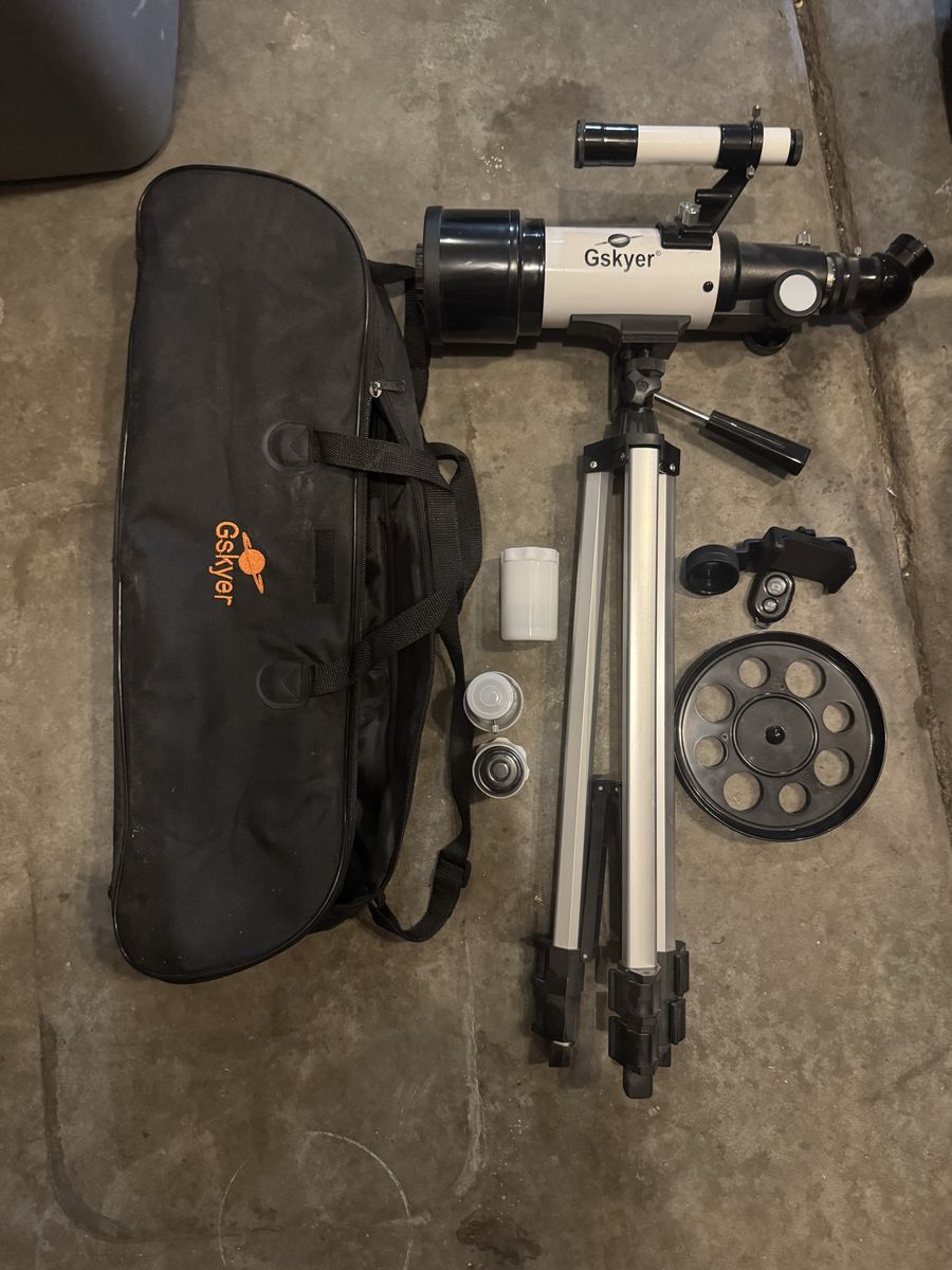 Gskyer Refractor Telescope with Tripod & Accessories - Astronomy for Beginners