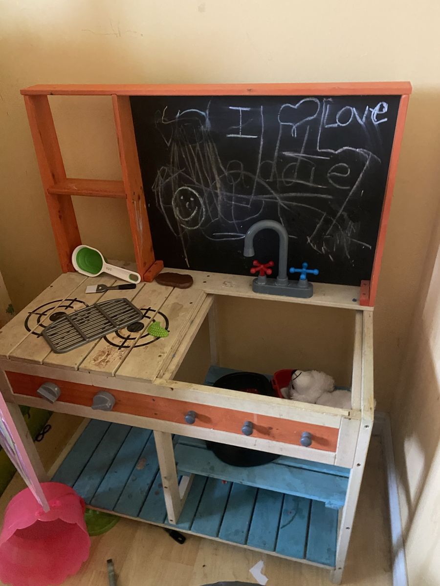 Kids Kitchen