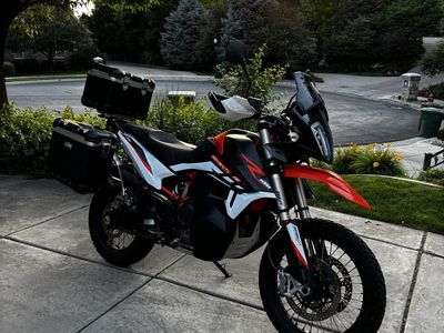 2021 KTM 890 Adventure R
