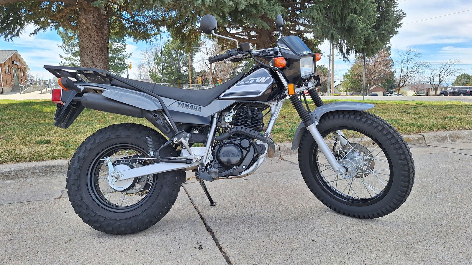 2022 Yamaha TW200