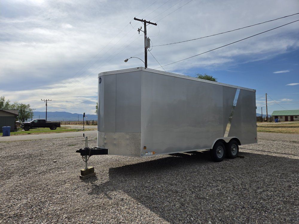 8.5 x20 wells cargo enclosed