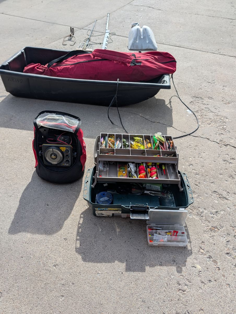 Complete Ice Fishing and Spearing Set Up See Everything in description