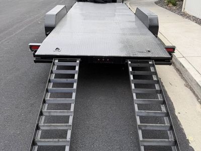 20’ Car Hauler Trailer W/Winch!!