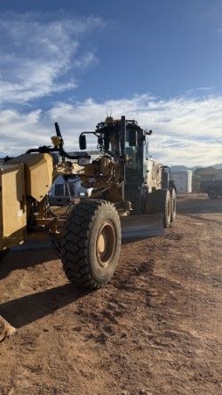 2017 CAT 12M motor grader