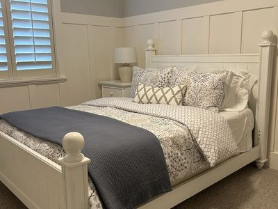 White Classic Bedroom Set