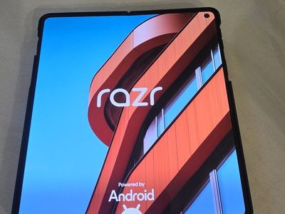 Motorola Razr Foldable Smartphone - Like New!!! Perfect Condition. Unlocked.