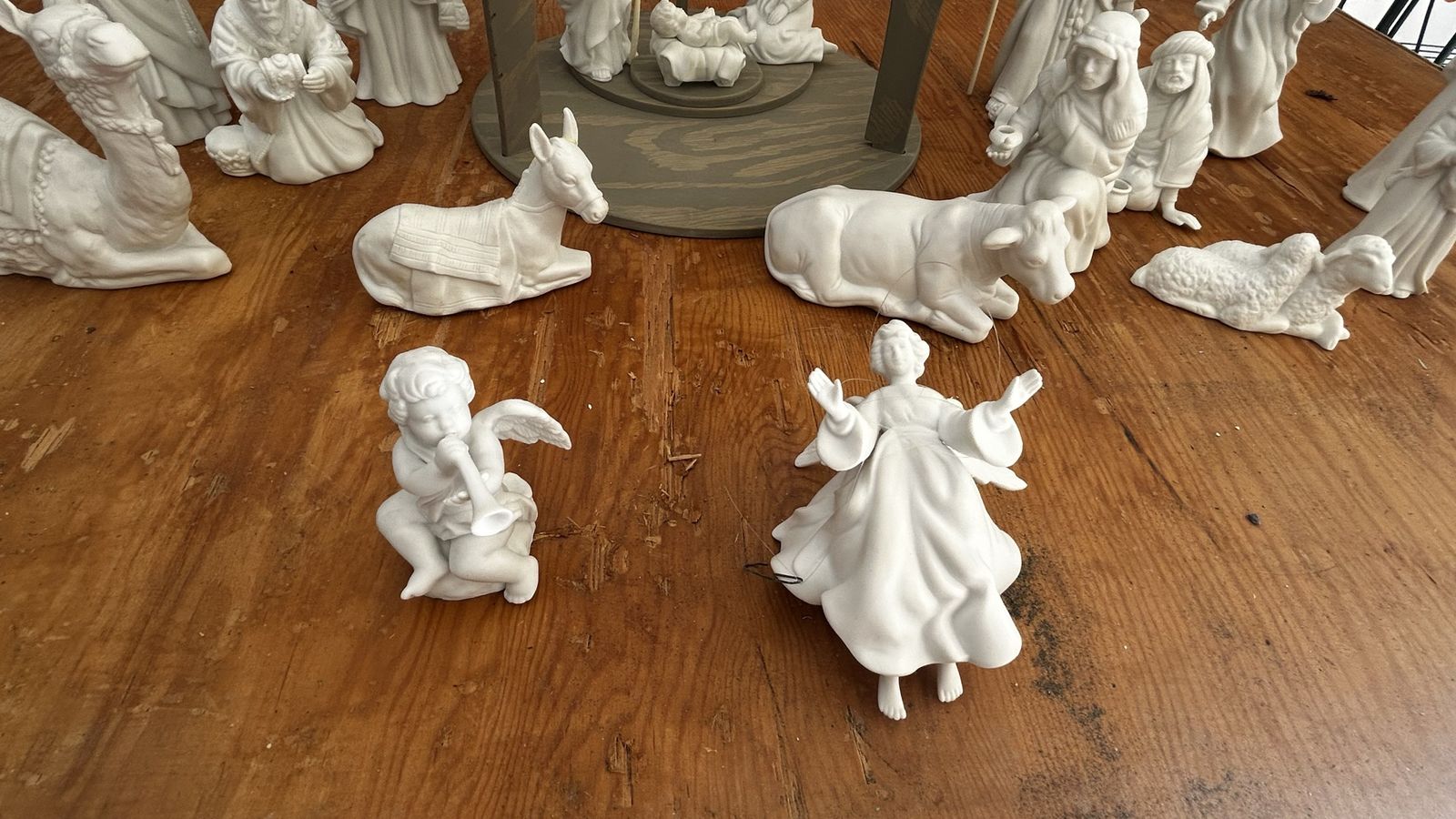 Main image 10