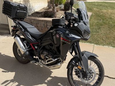 2025 Honda Africa Twin DCT $18,000