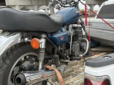 Kawasaki 1000 LTD