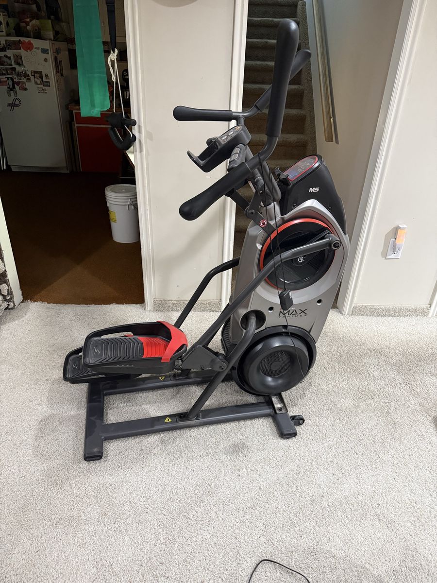 Bowflex elliptical max trainer