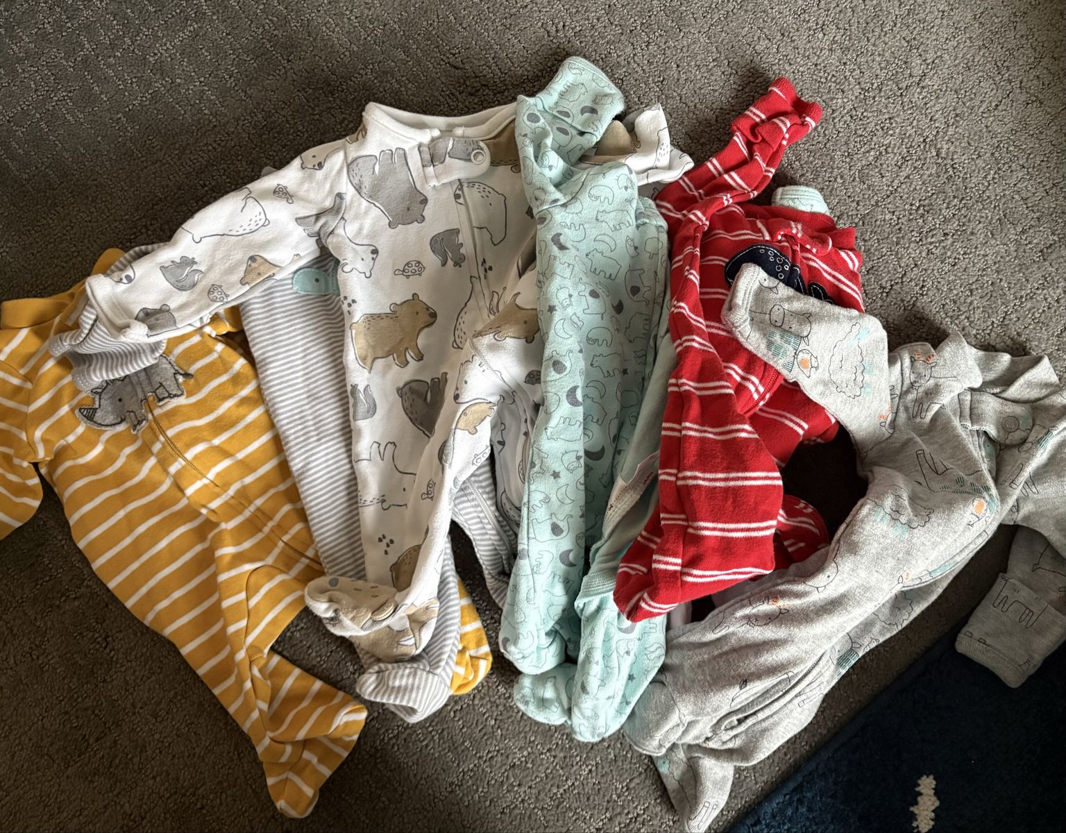 Lot of 7 like new preemie baby boy clothes pajamas