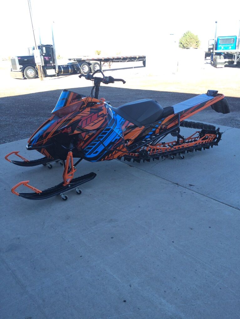 2015 Arctic Cat M8000