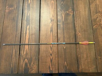 Gold Tip Kinetic Kaos 340 Arrow Only One