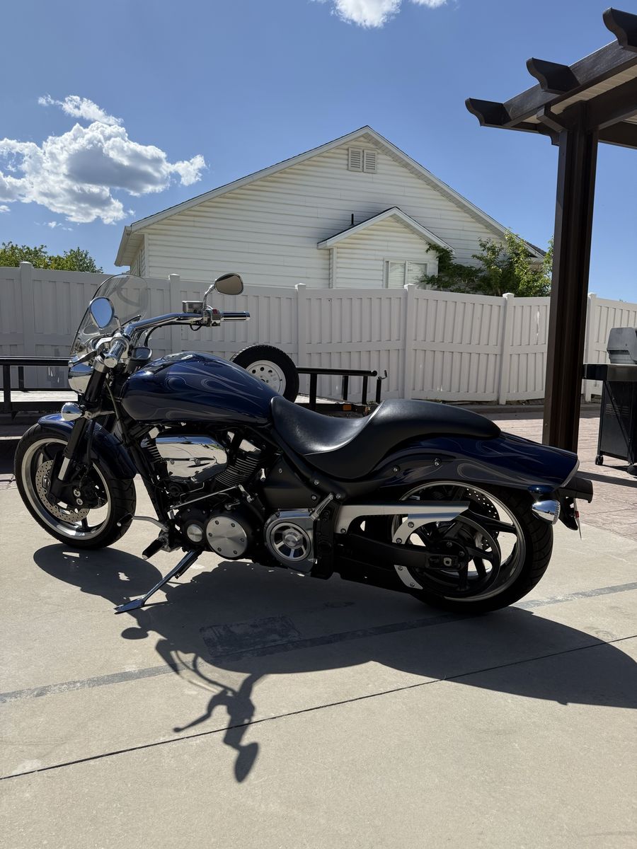 Yamaha XV1700 Road Star Warrior Cruiser Motorcycle