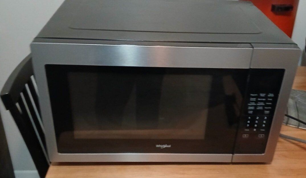 Whirlpool Countertop Microwave