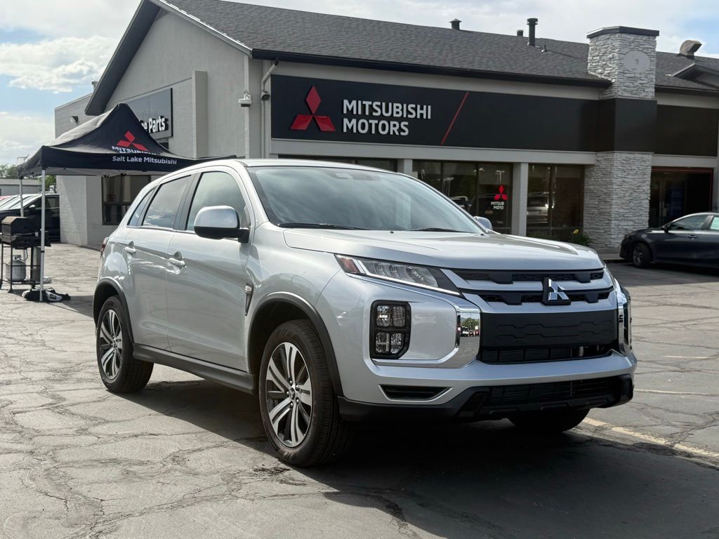 2026 Mitsubishi Outlander Sport ES
