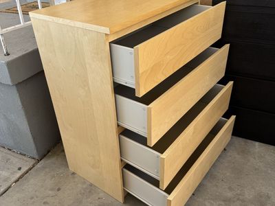 4 Drawer Dresser