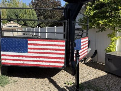 Gooseneck sled trailer