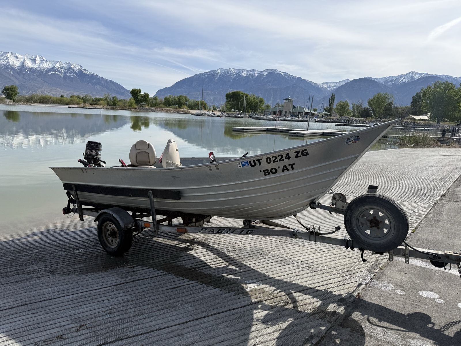 V bottom boat 16 foot