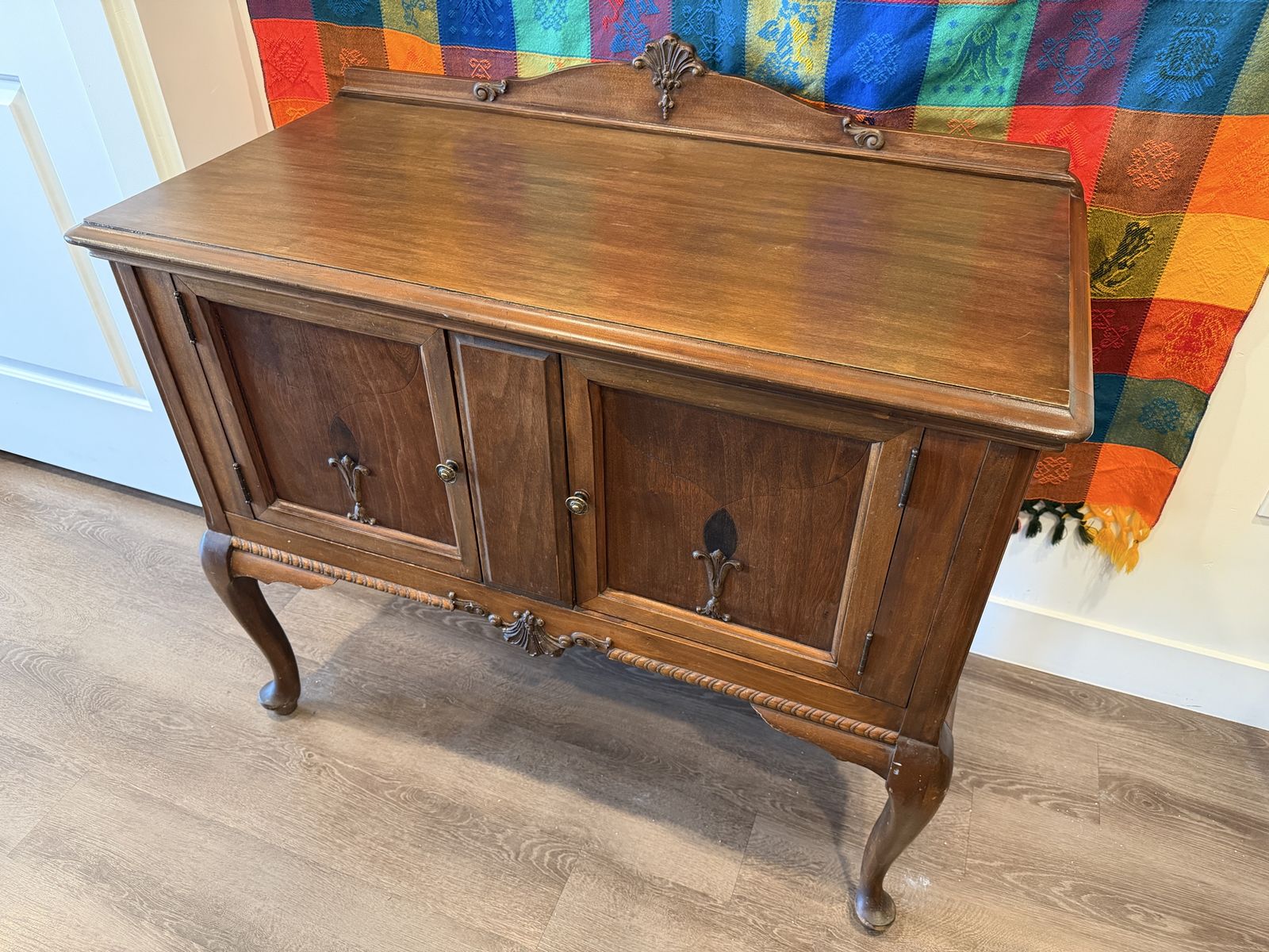 Vintage Wooden Entryway Console Cabinet with Carved Details and Curved Legs