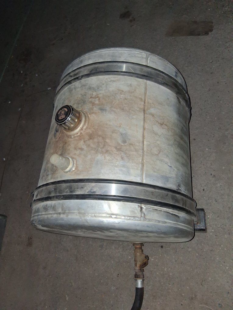 Aluminum Hydraulic Oil Tank - Used, Good Condition
