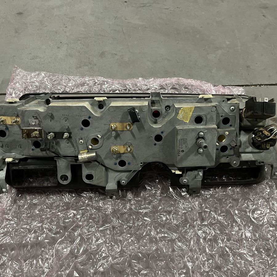 Main image 6