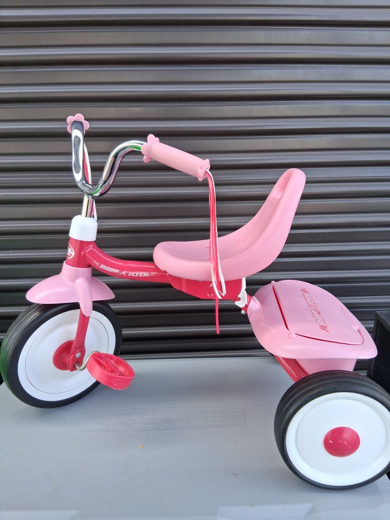Radio Flyer Pink Tricycle with Storage, Classic Kids Trike for Toddlers.