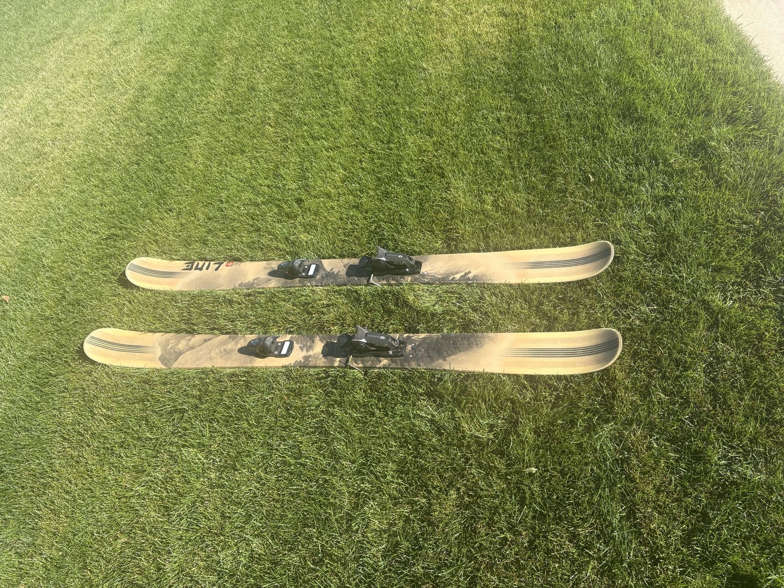 Line prophet skis