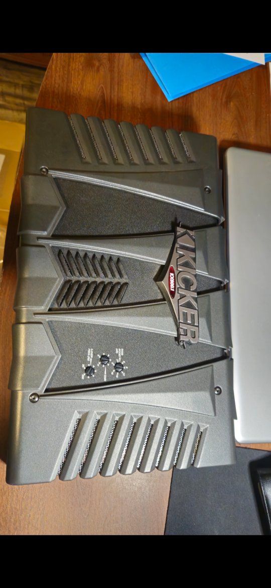 Kicker KX600.1 Mono w/Original box
