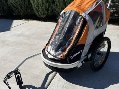 Giant Peapod Duo - Double Bike Trailer & Stroller