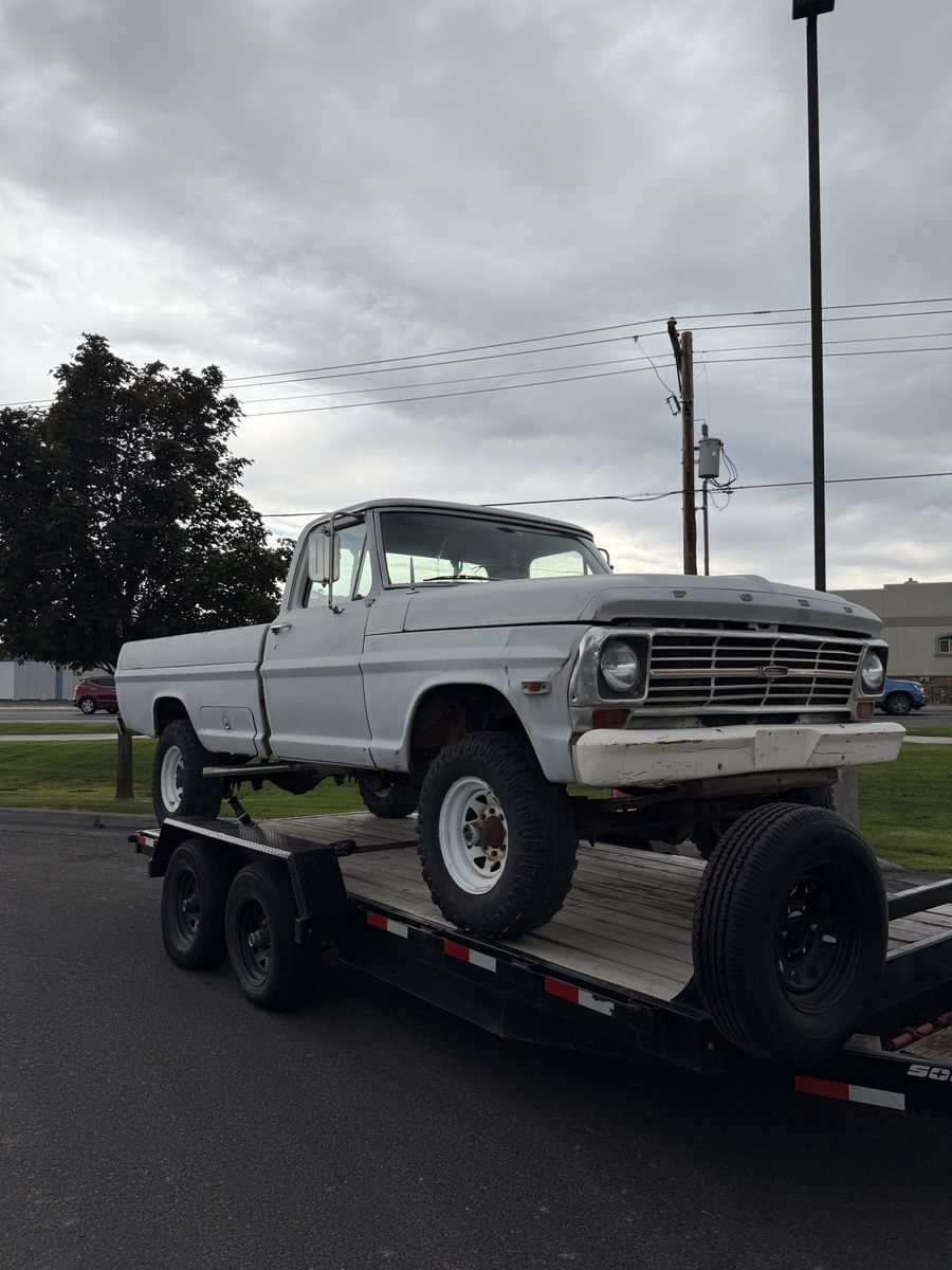 1969 Ford F-250 