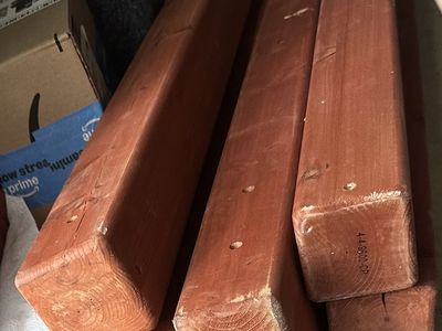 Red Stained 4) 4x4 1) 4x6 redwood Wooden Posts / Lumber Beams