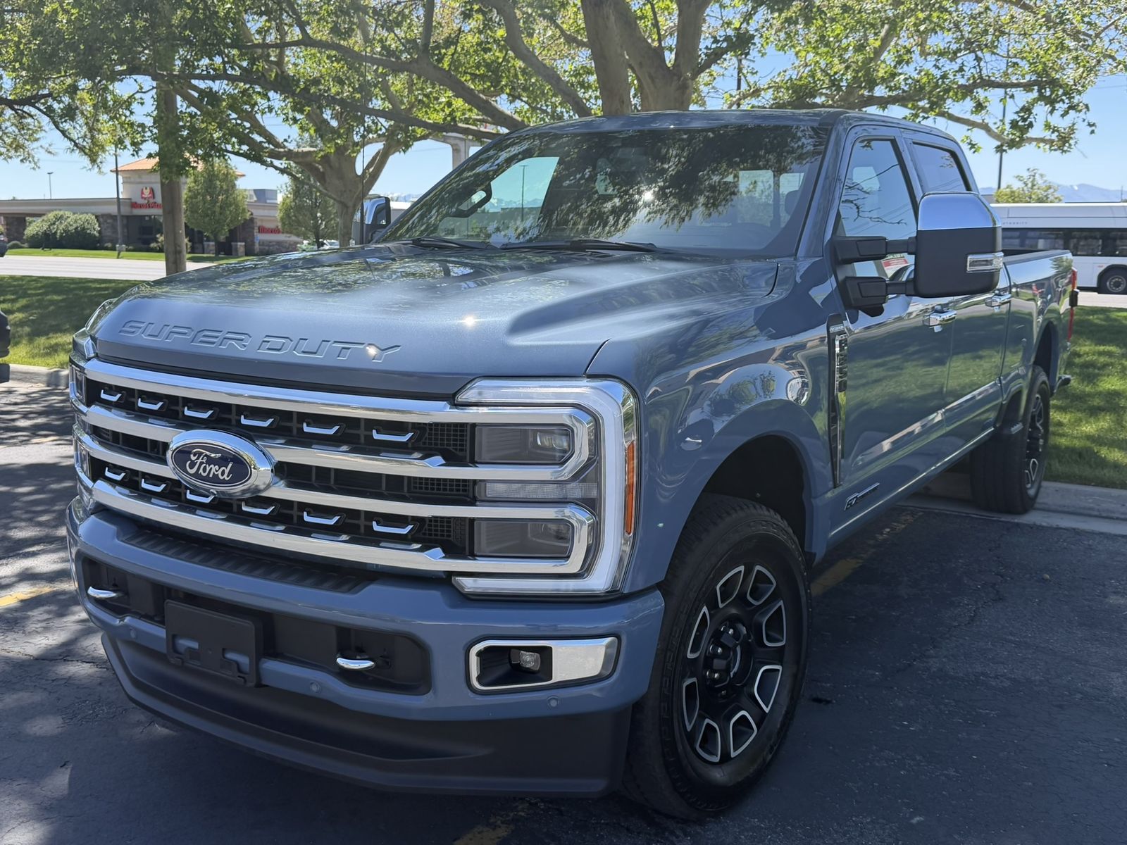 2023 Ford F-350 Platinum