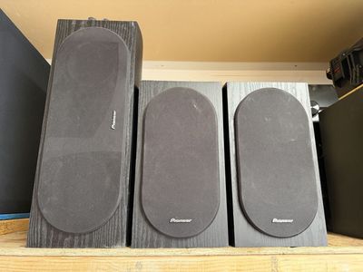 Pioneer SP-BS22-LR Andrew Jones Designed Bookshelf Speakers (Pair) + SP-C22 Center Channel