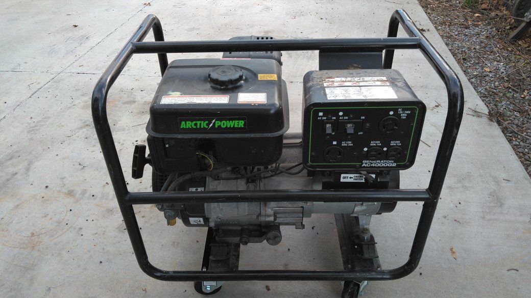 3600 w Arctic cat generator