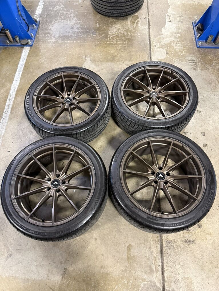 Vörsteiner Wheels and Michelin Tires staggered Set