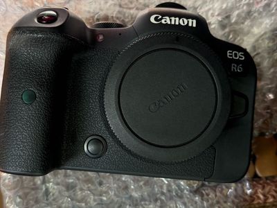 Canon r6 bundle
