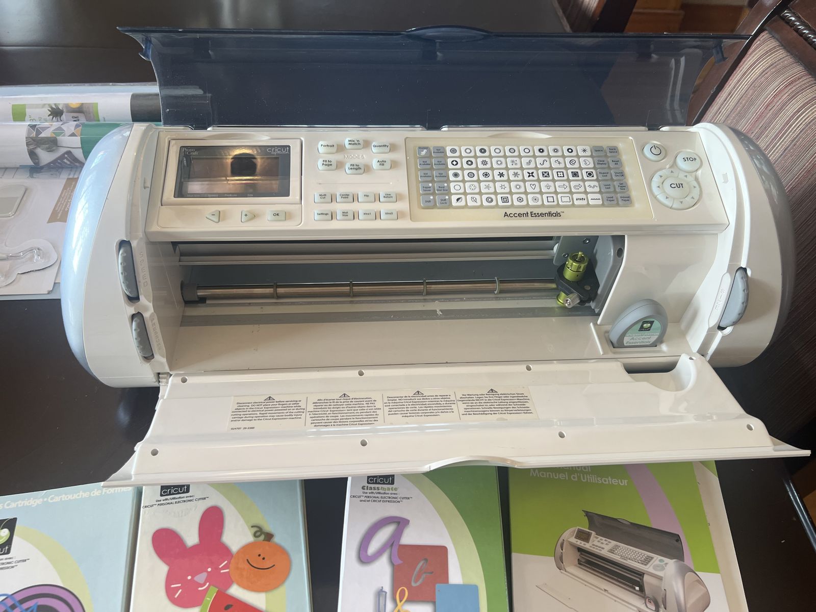 Cricut Machine With Accessories
