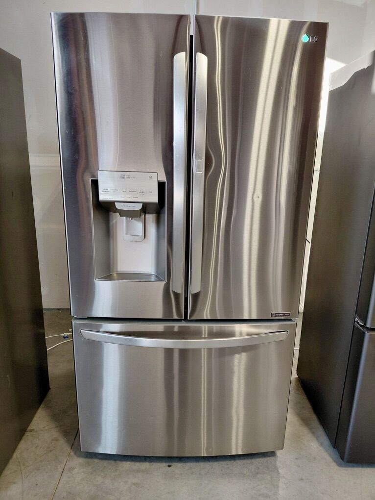 LG 28 cu.ft. French Door, Door-In-Door Fridge