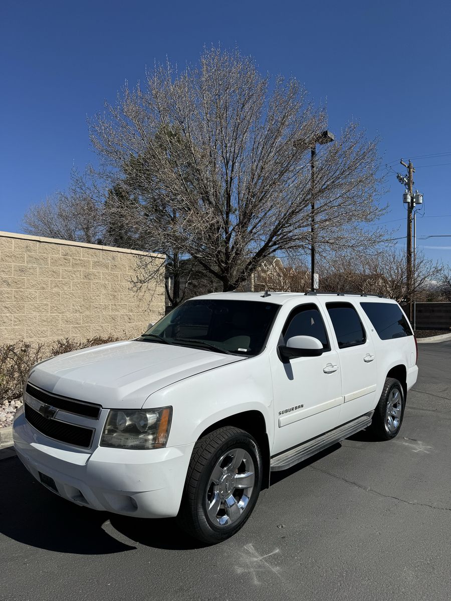 2008 CHEVROLET SUBURBAN LT