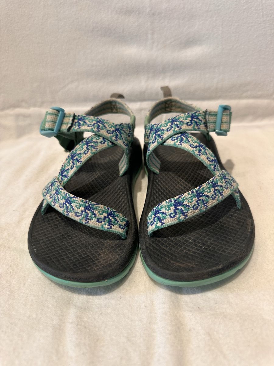 Chaco youth size 2 blue/green/white hiking sandals
