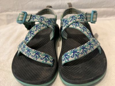 Chaco youth size 2 blue/green/white hiking sandals