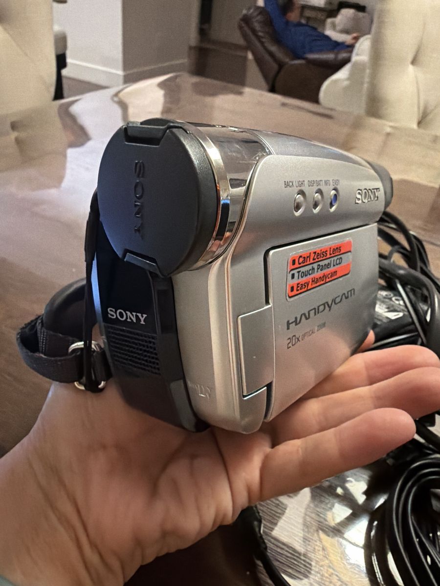 Sony Handycam Digital Camcorder with 20x Optical Zoom and Carl Zeiss Lens