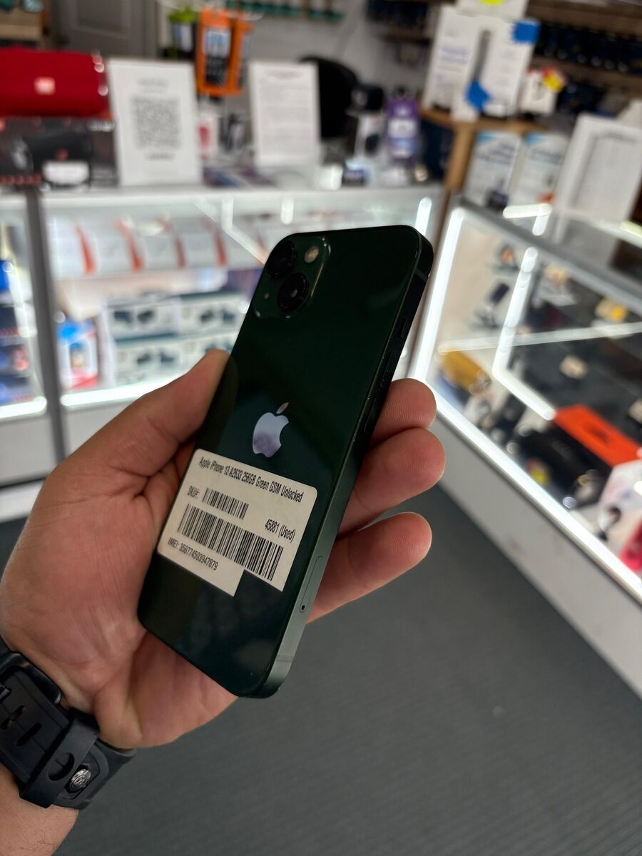 Apple iPhone 13 - 128GB - Unlocked.