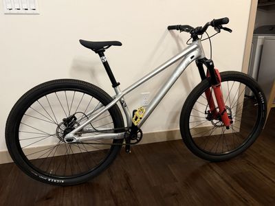 Specialized P.4 Dirt Jumper Mountain Bike - Excellent Condition, Marzocchi Bomber Fork