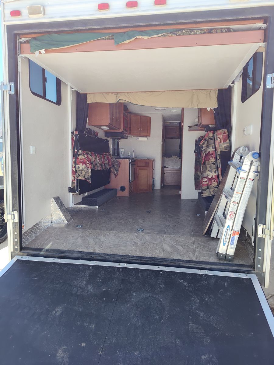 Main image 17