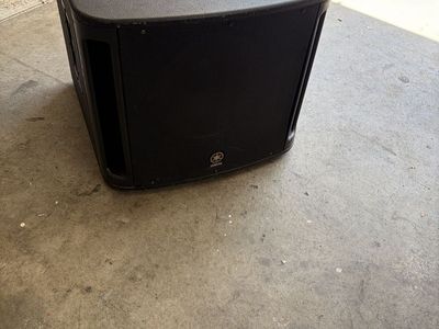 Yamaha 15” powered subwoofer