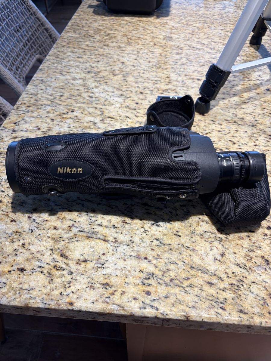 Nikon Prostaff 16-48x65mm Straight Viewing Spotting Scope with Case and tripod.