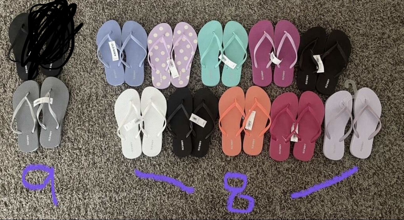 New Old Navy Flip Flops Size 8 And 9